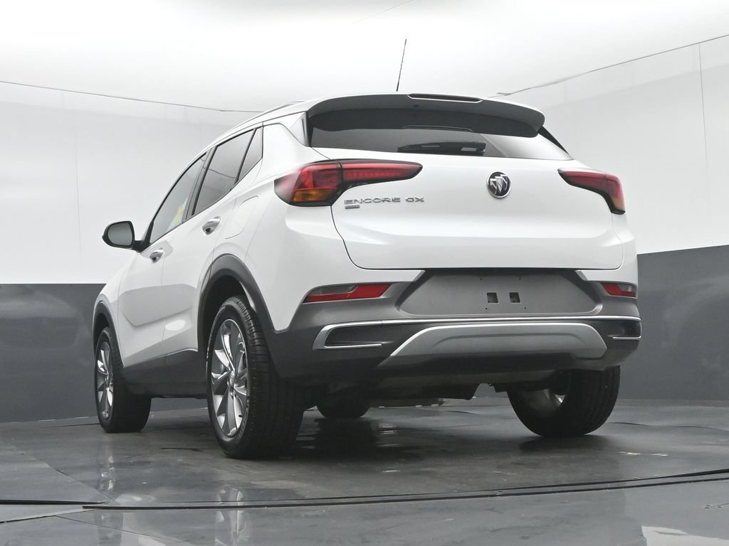 Used 2022 Buick Encore GX Essence w/ Experience Buick Package AWD/4WD image 53