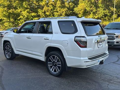 Used 2022 Toyota 4Runner Limited image 10
