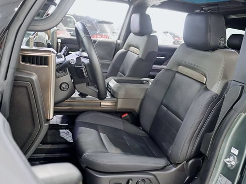 Used 2024 GMC Hummer EV 3X AWD/4WD image 31