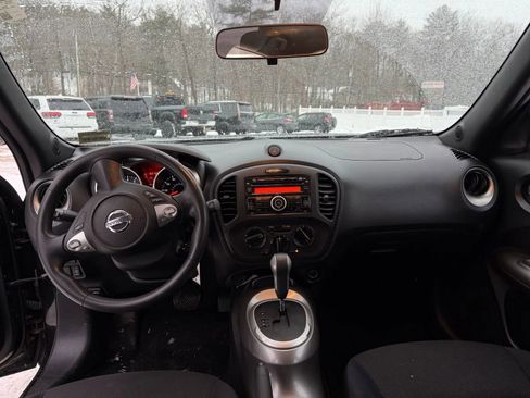 Used 2013 Nissan Juke S image 6