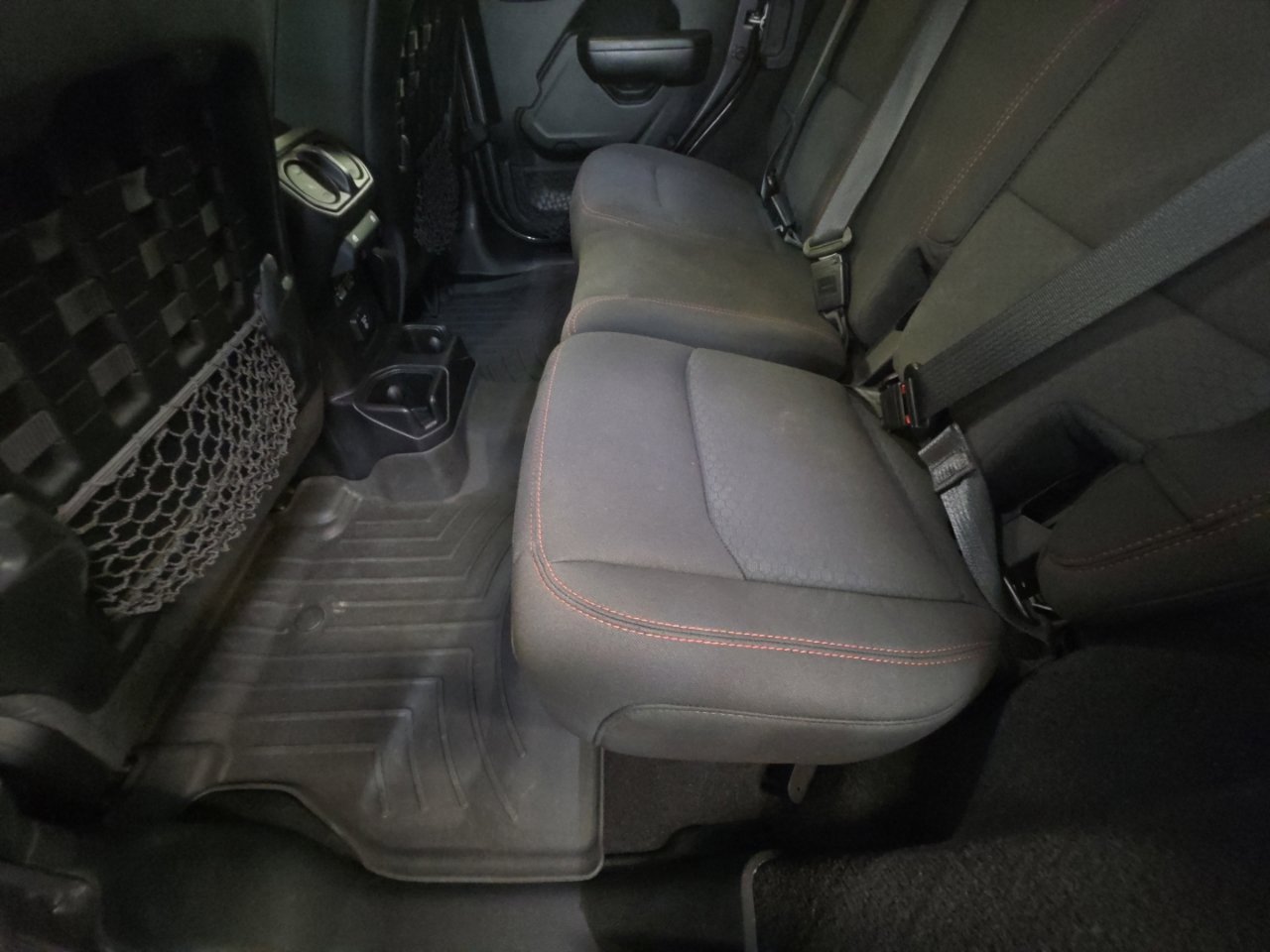 Used 2021 Jeep Wrangler Unlimited Rubicon AWD/4WD image 25