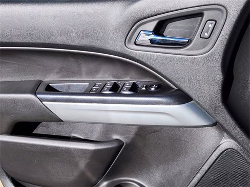 Used 2022 Chevrolet Colorado ZR2 image 6