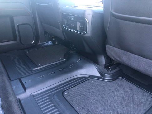 Used 2025 GMC Sierra 2500 AT4 w/ AT4 Premium Plus Package image 27