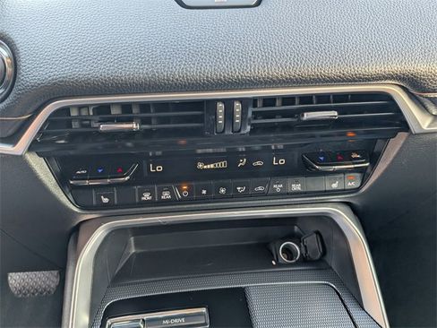 Certified 2024 MAZDA CX-90 3.3 Turbo w/ Preferred Package image 18