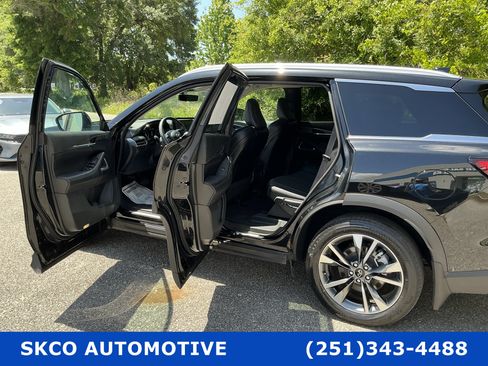 Used 2023 INFINITI QX60 Luxe w/ Vision Package image 28
