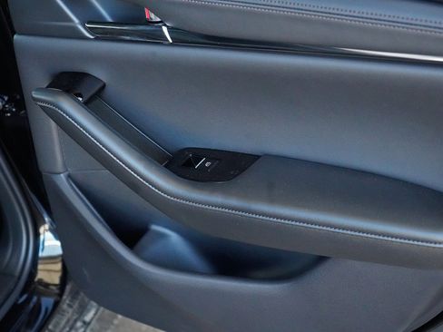 New 2026 MAZDA MAZDA3 2.5 S Hatchback w/ Premium Pkg FWD image 28