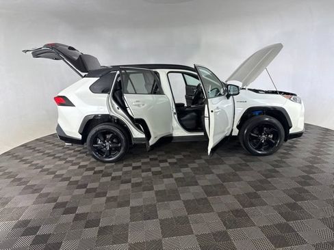 Used 2020 Toyota RAV4 XSE AWD/4WD image 15