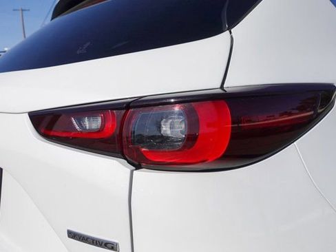 Certified 2025 MAZDA CX-5 AWD 2.5 S w/ Preferred Package image 5