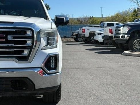 Used 2019 GMC Sierra 1500 SLT w/ SLT Premium Package AWD/4WD image 13
