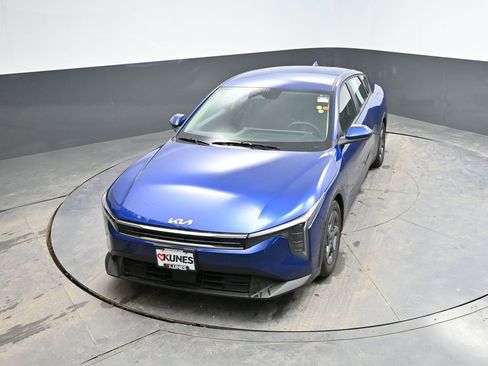 Used 2025 Kia K4 LXS image 21
