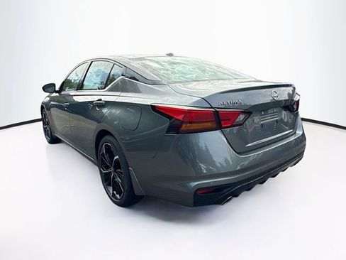 New 2025 Nissan Altima 2.5 SR image 4