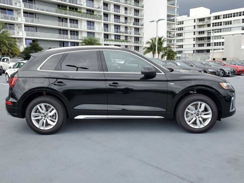 Used 2023 Audi Q5 2.0T Premium w/ Convenience Package image 7