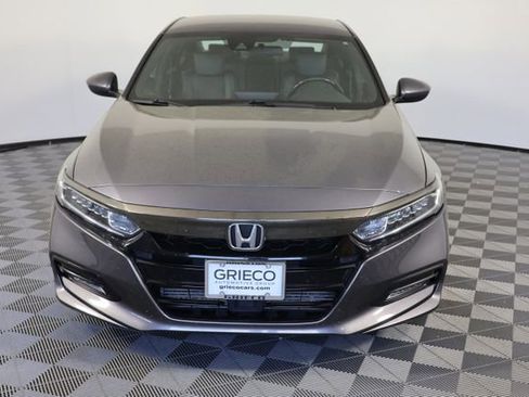 Used 2019 Honda Accord Sport image 3
