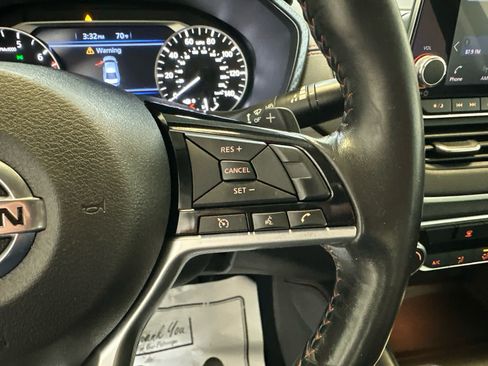 Certified 2019 Nissan Altima 2.5 SR FWD image 21