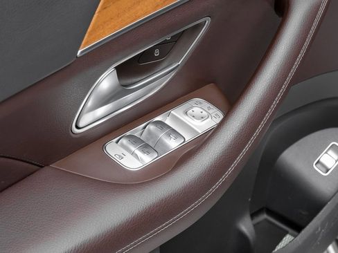 Used 2020 Mercedes-Benz GLE 450 4MATIC image 45