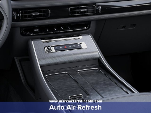 New 2027 Lincoln Aviator 2WD w/ Jet Appearance Package image 17