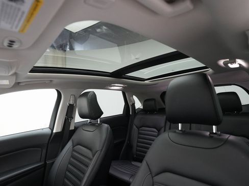 Used 2024 Ford Edge SEL w/ Convenience Package image 32