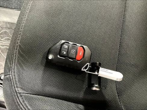 Used 2021 Jeep Wrangler Unlimited Sport AWD/4WD image 30