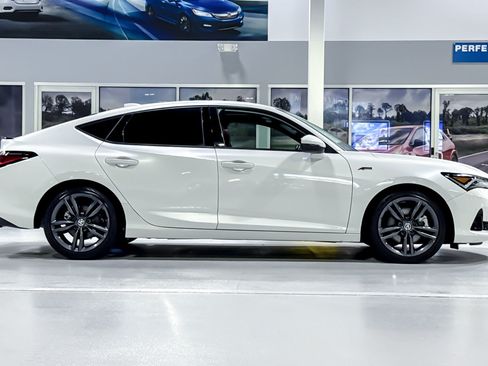 Used 2025 Acura Integra A-Spec FWD image 8