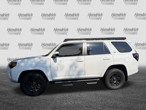 Used 2023 Toyota 4Runner SR5 AWD/4WD image 6