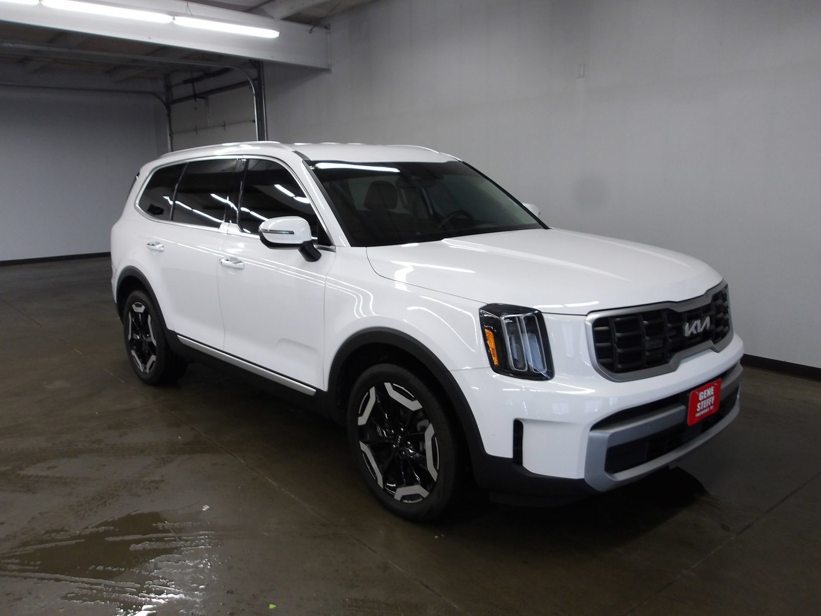 Used 2024 Kia Telluride S AWD/4WD image 4