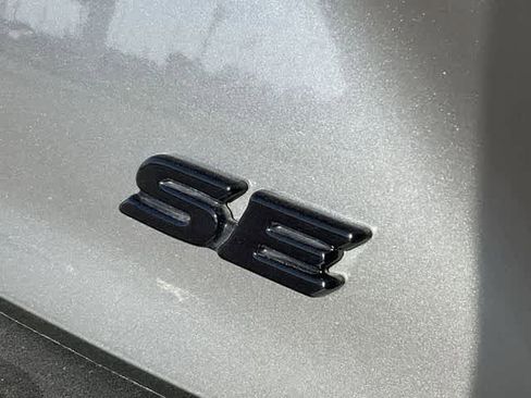 Certified 2025 Toyota Camry SE image 11