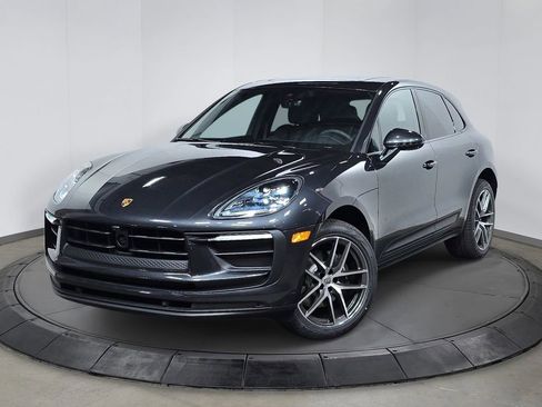 New 2026 Porsche Macan image 1