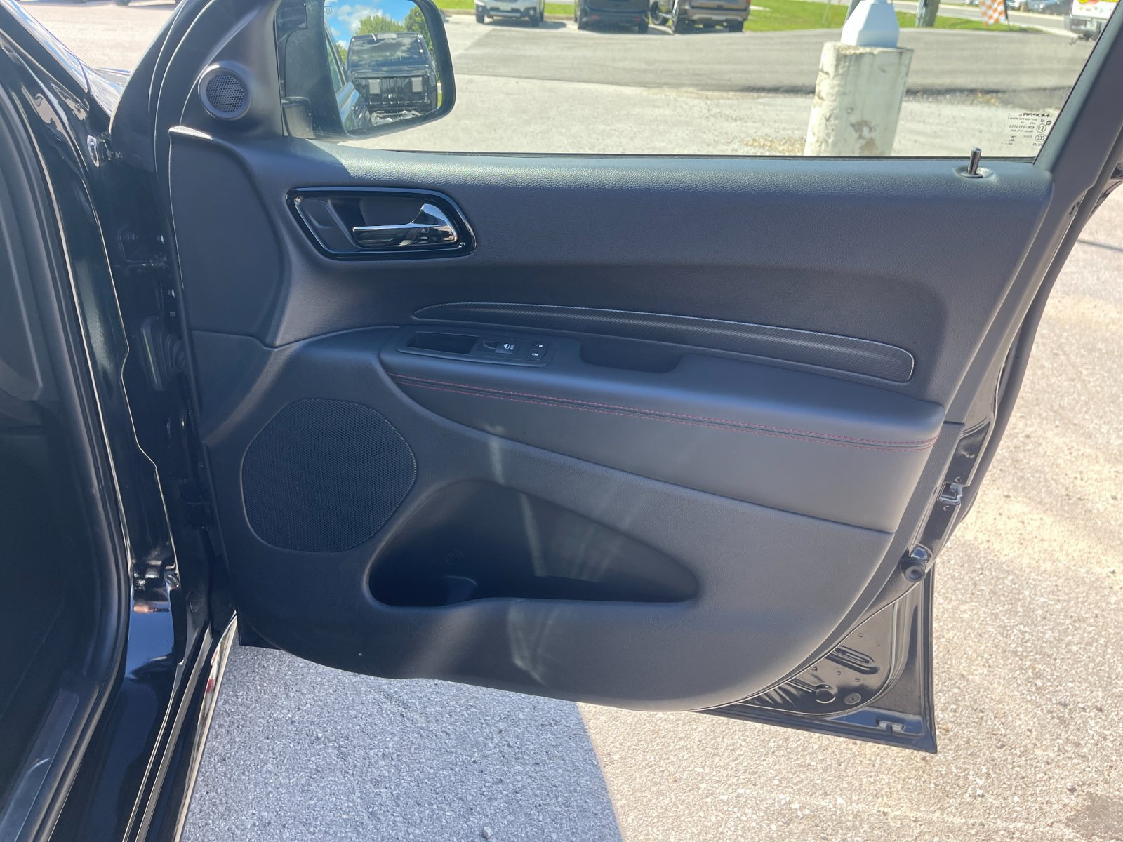Used 2025 Dodge Durango R/T AWD/4WD image 21