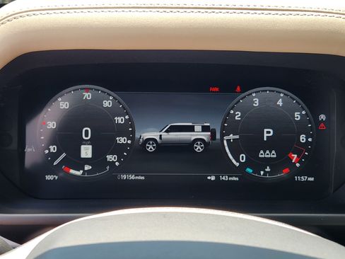 Certified 2024 Land Rover Defender 110 S AWD/4WD image 19