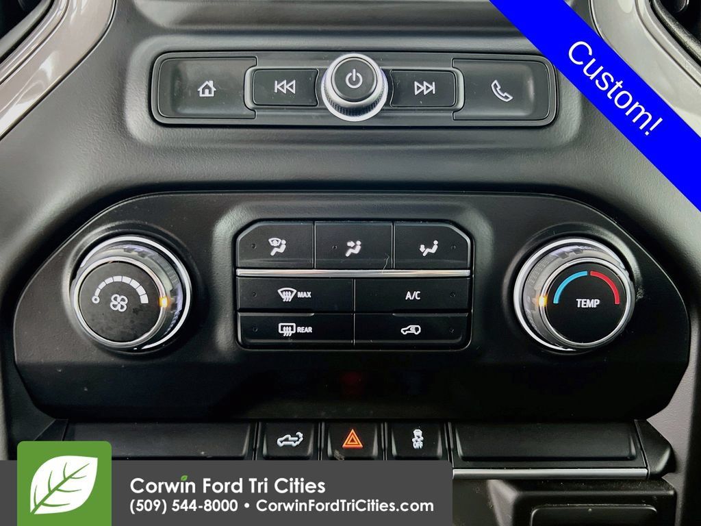 Used 2019 Chevrolet Silverado 1500 Custom w/ Custom Convenience Package AWD/4WD image 9