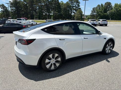 Used 2023 Tesla Model Y Long Range AWD/4WD image 7