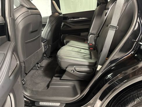 Certified 2025 INFINITI QX60 Pure image 5