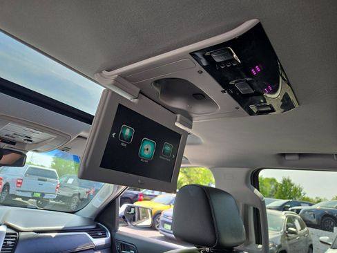 Used 2019 Chevrolet Tahoe Premier AWD/4WD image 28