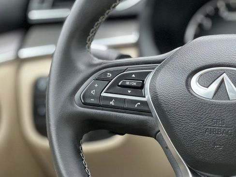 Used 2022 INFINITI QX50 Luxe w/ Cargo Package image 11