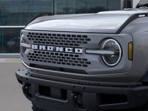 New 2025 Ford Bronco Badlands image 21