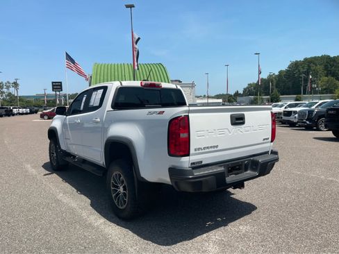 Used 2022 Chevrolet Colorado ZR2 AWD/4WD image 7