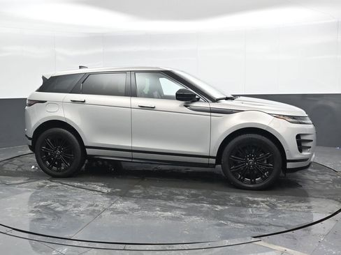 Used 2024 Land Rover Range Rover Evoque Dynamic SE image 5
