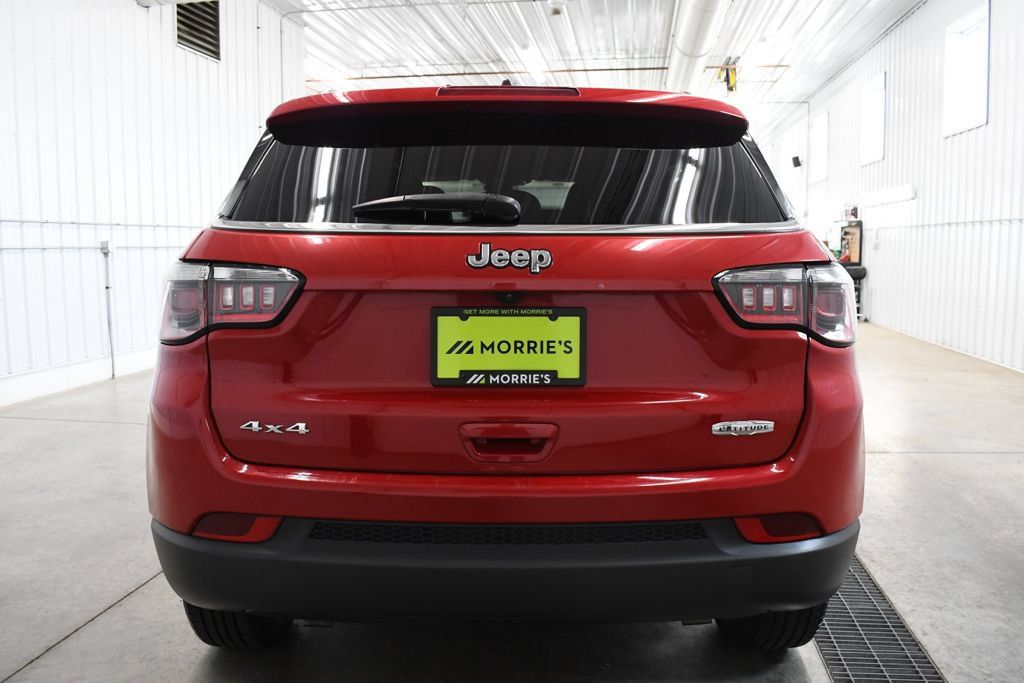 Used 2024 Jeep Compass Latitude AWD/4WD image 6