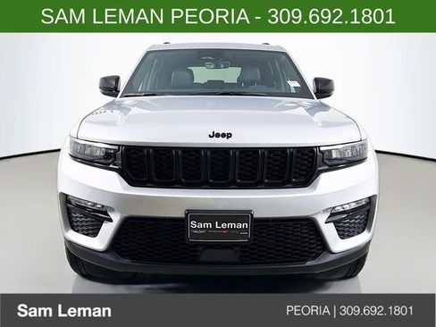 New 2025 Jeep Grand Cherokee Limited w/ Black Appearance Package AWD/4WD image 2