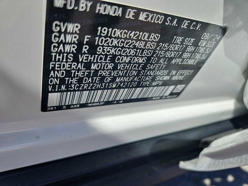 Certified 2025 Honda HR-V LX image 7