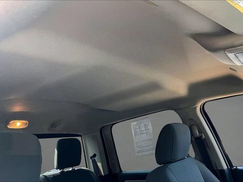 Used 2018 RAM 2500 SLT w/ Snow Chief Group AWD/4WD image 27