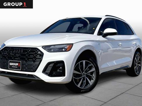 Used 2024 Audi Q5 2.0T Premium w/ Summer of Audi Package image 1