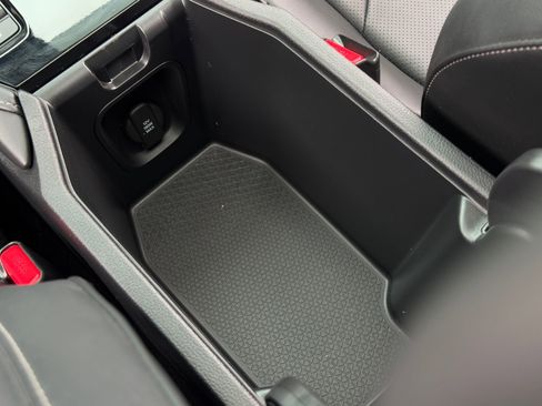 Used 2025 Honda Accord Touring image 28
