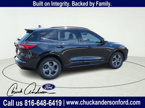 Used 2023 Ford Escape ST-Line AWD/4WD image 8