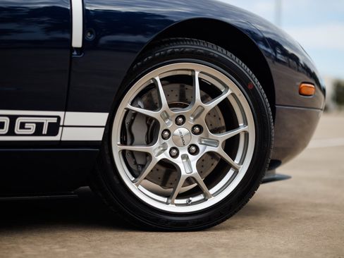 Used 2006 Ford GT 4 Option 1 OWNER FROM NEW image 40