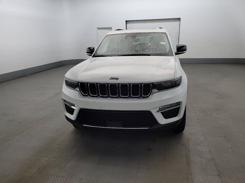 Used 2023 Jeep Grand Cherokee 4WD 4xe image 15