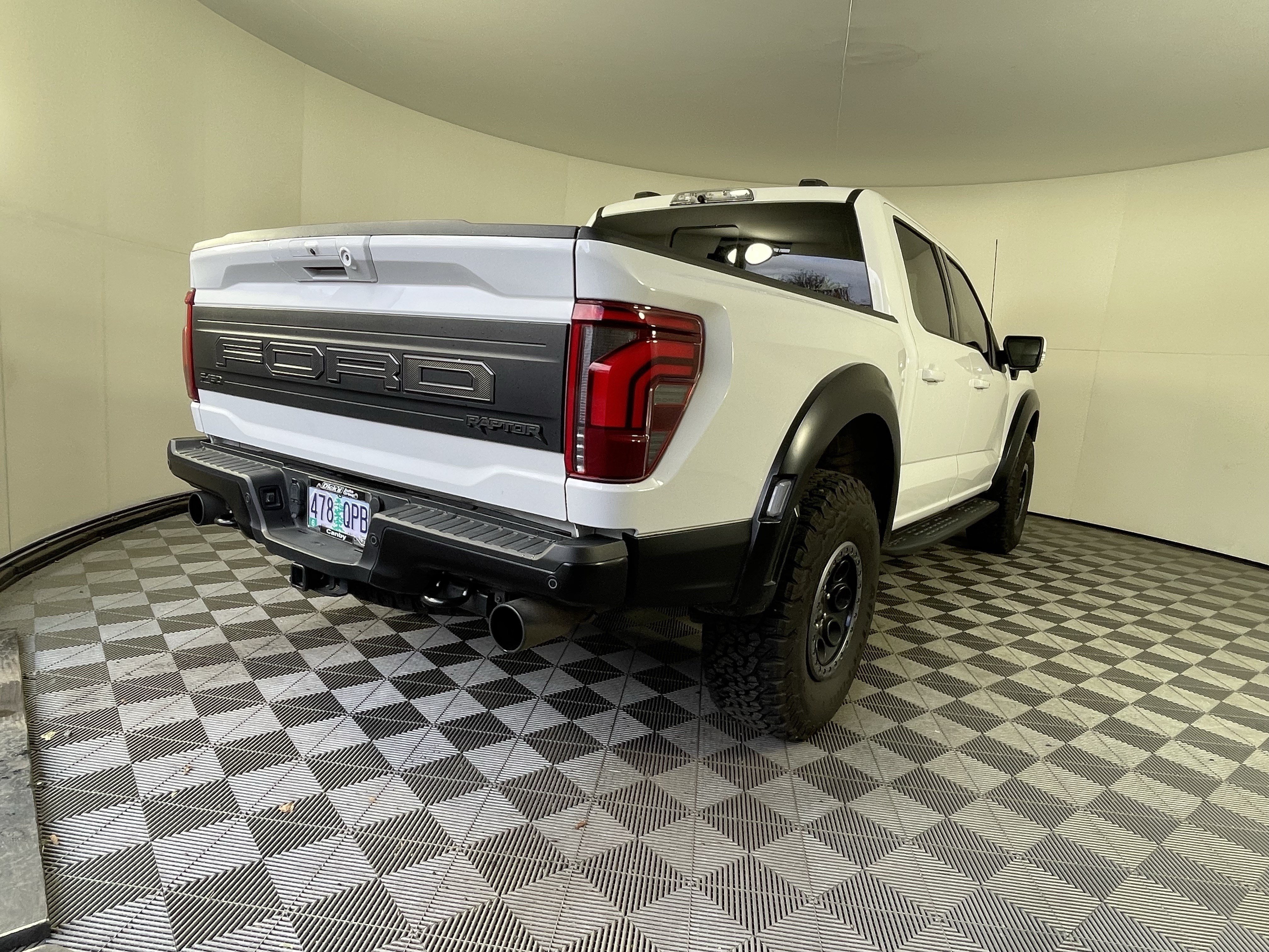 Used 2025 Ford F150 Raptor AWD/4WD image 5