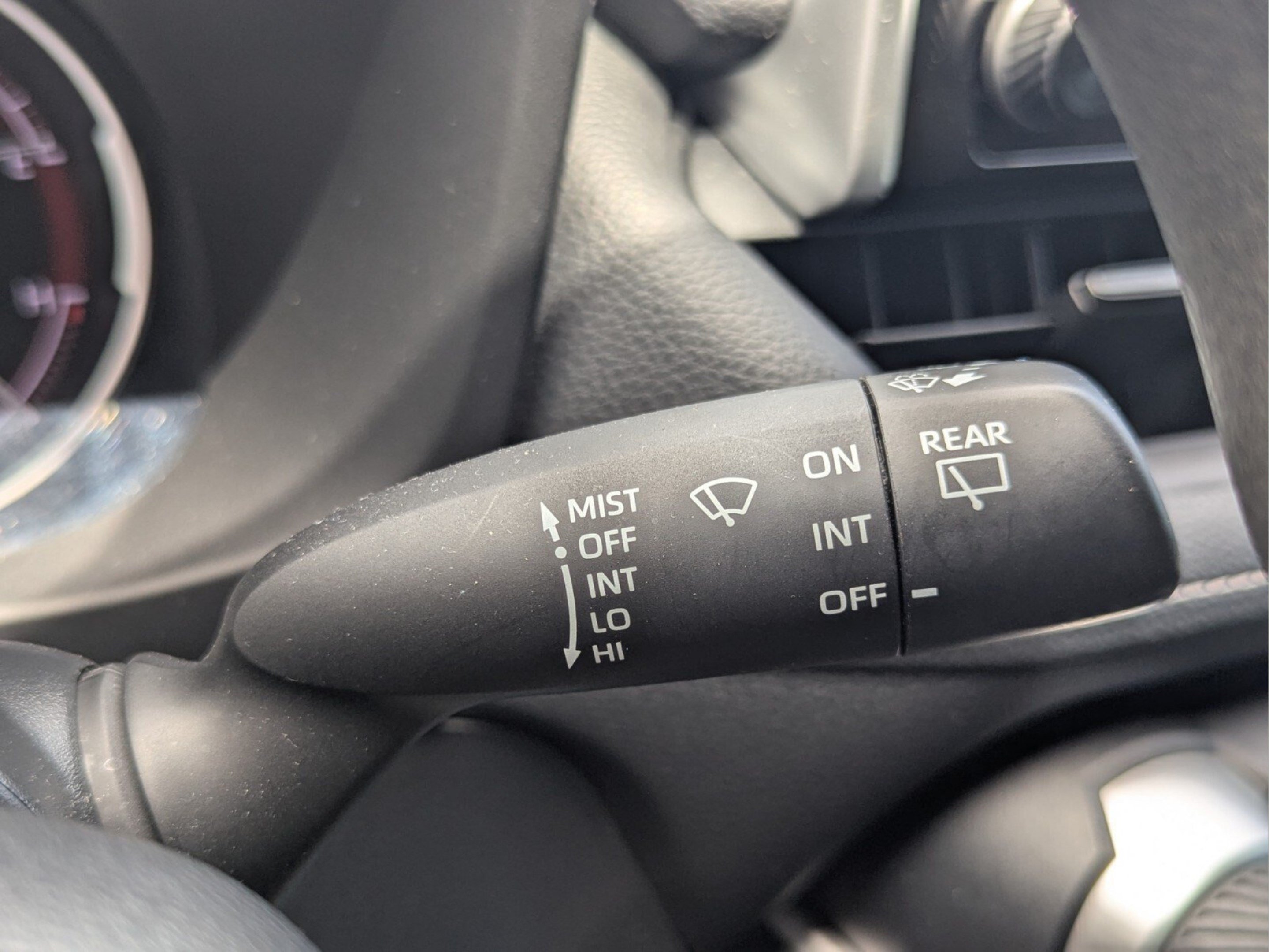 Used 2023 Toyota RAV4 LE FWD image 26