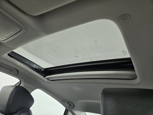 Used 2020 Honda Accord Touring image 22