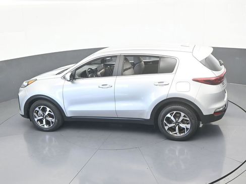 Used 2022 Kia Sportage LX image 12